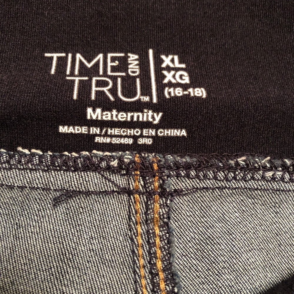 NEW Cuffed Maternity Denim stretchy shorts size 16-18 XL GREAT PRICE $AVE $$ - Picture 6 of 8
